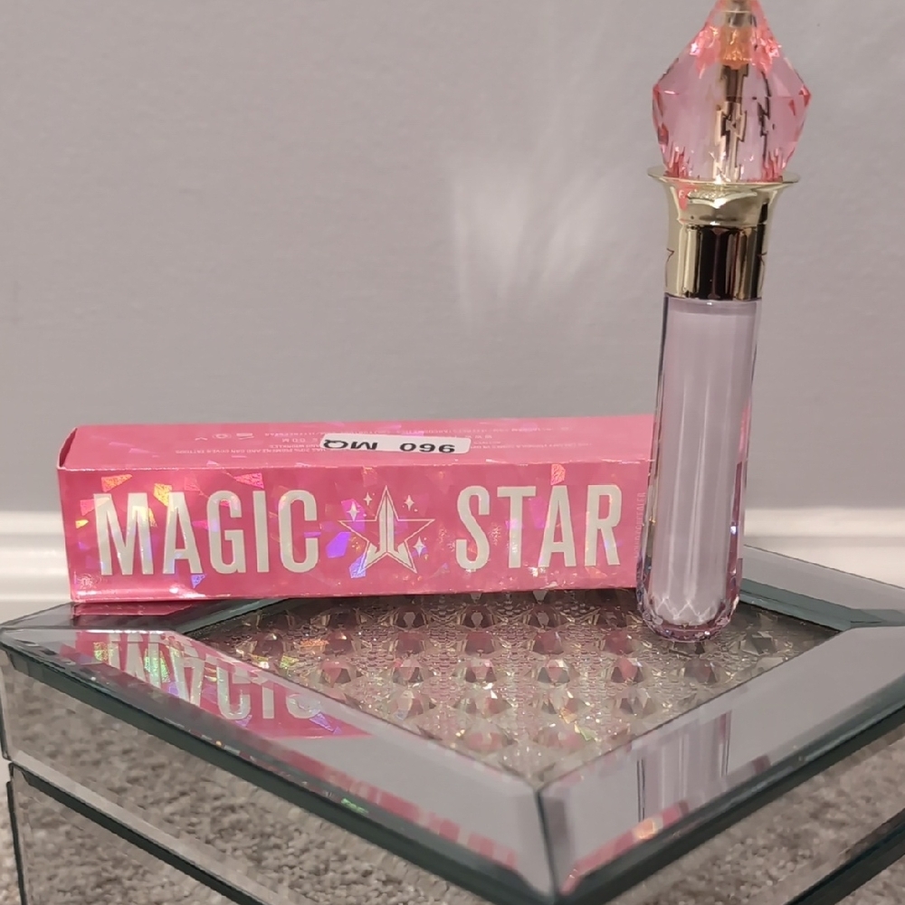 Jeffery Star Magic Star Lavender Liquid Concealer